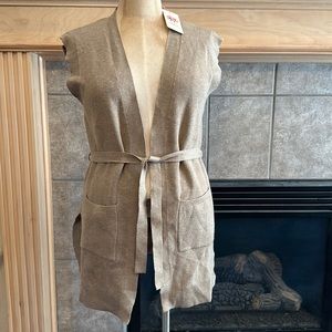 Belted Sweater with pockets